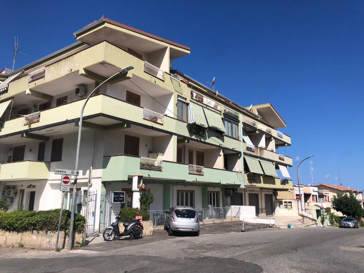Agape Rooms In Tropea Buitenkant foto